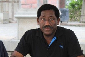Gary Victor, Editorialiste.