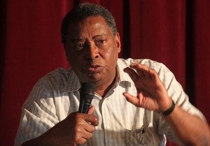 Leslie Péan, Historien.